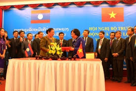 เวียดนาม-ลาวลงนามบันทึกการประชุมรัฐมนตรีว่าการกระทรวงแรงงานและสวัสดิการสังคมครั้งที่๓